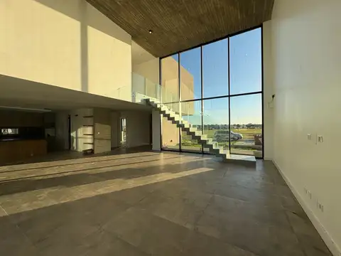 Casa en Venta en El Naudir, USD 730.000