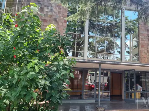 Oficina en Venta de 50 m2 en Thames y Panamericana