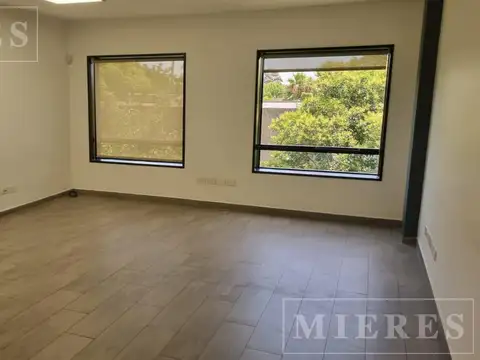 Oficina en Venta 20 años