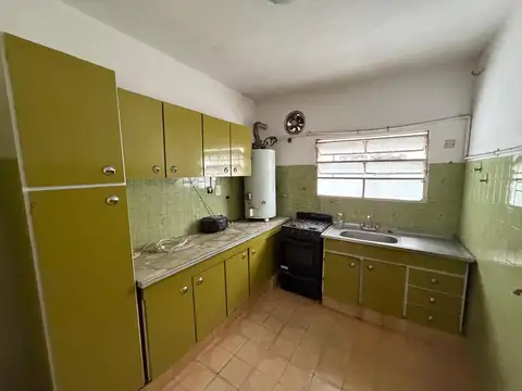 Argentina 1700, Piso 2