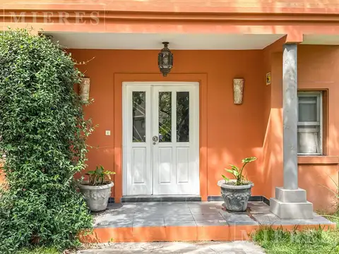 Casa en Venta en Los Senderos II, USD 295.000