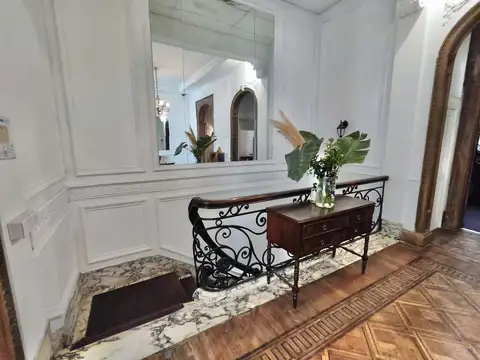 Depto Tipo Casa en Venta de 5 dormitorios