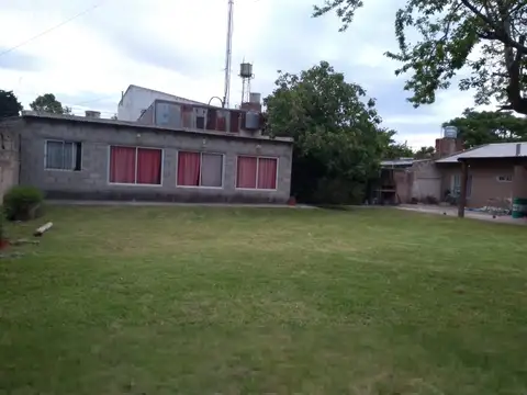 Venta de hermosa casa en lote 20x40, zona de Monte Grande