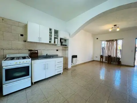 VENTA CASA 3 AMB ITUZAINGO PARQUE