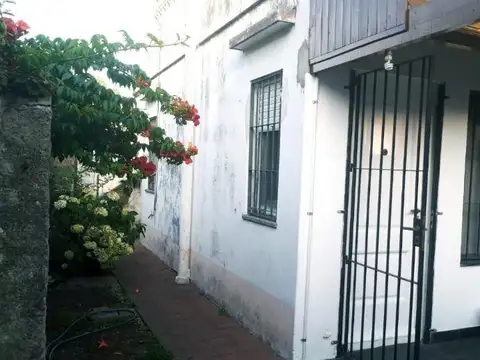 Roque Saenz Peña 1356 fondo