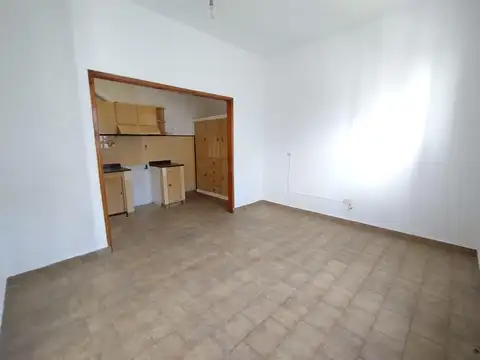Depto Tipo Casa en Alquiler de 3 ambientes