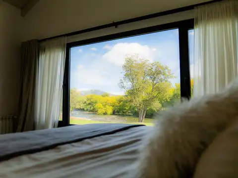 Casa en  Las marias del valle con costa de rio