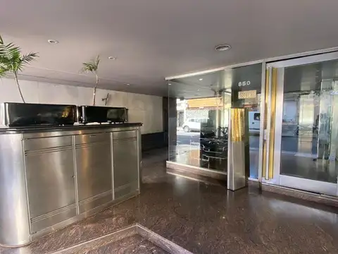 Departamento en venta de 2 dormitorios c/ cochera en Centro