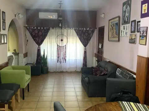 Venta Casa 4 ambientes Villa Ballester Quincho Terraza Patio Garage 2 Plantas