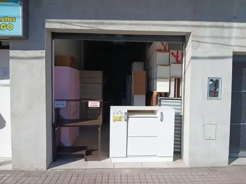 Local en Alquiler en Grand Bourg, $ 3.200.000