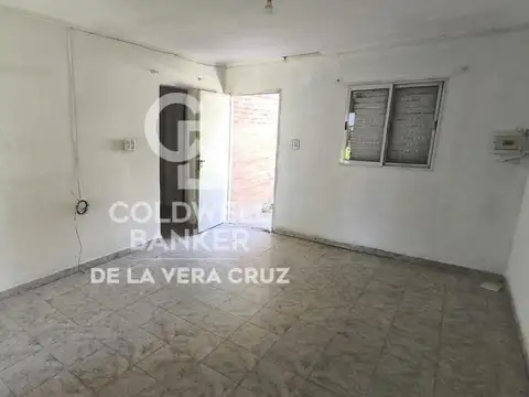 Casa 3 ambientes con 1 baño