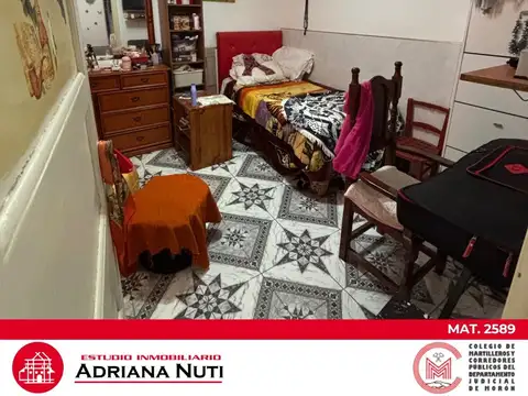 Depto Tipo Casa en Venta 50 años