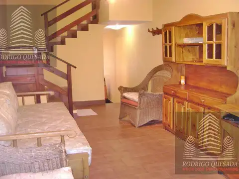 Depto Tipo Casa en Venta de 4 ambientes