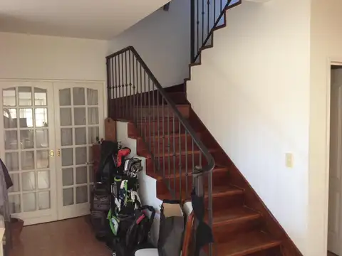 Casa en Venta en Countries y Barrios Cerrados en Moreno, USD 420.000