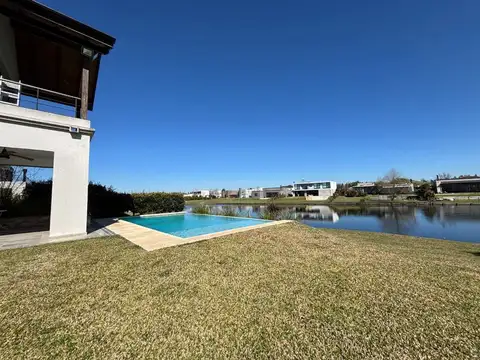 Casa en Alquiler en San Matias, USD 2.500