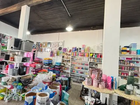 Galpon en Venta en Merlo, USD 250.000