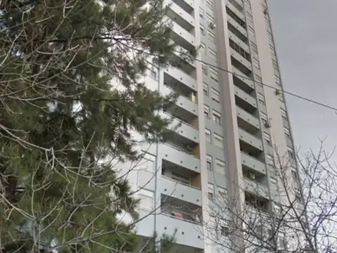 DEPARTAMENTO AL FRENTE