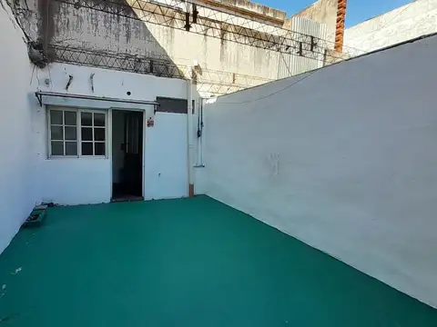 Depto Tipo Casa en Alquiler de 2 ambientes