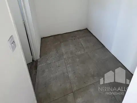 Depto Tipo Casa en Venta en Ituzaingo, USD 200.000