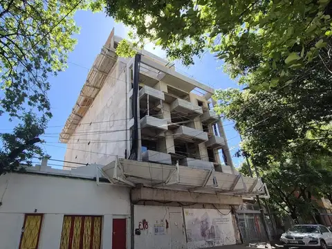 Castro Barros 901 , Piso 6