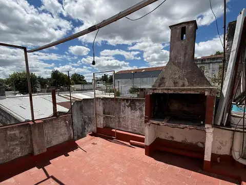 Depto Tipo Casa en Venta 63 años