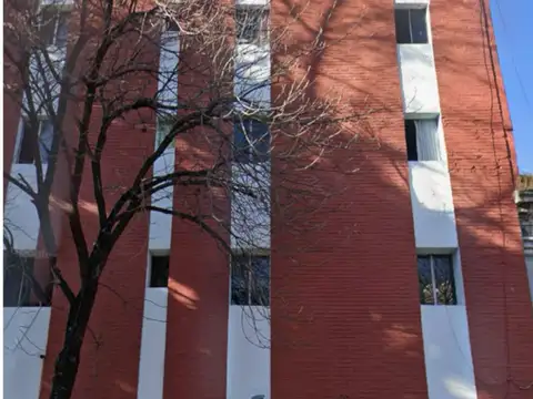 VENTA Terreno / Edificio Hotel – A REFACCIONAR