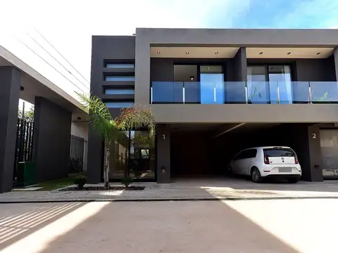 Venta dúplex 4 amb Complejo Canning Exclusivo