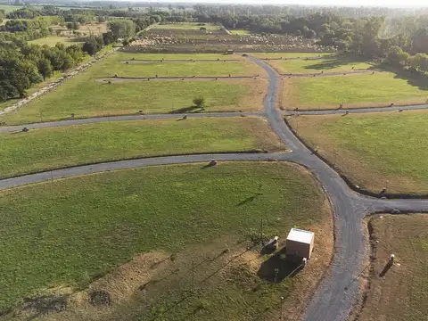 Lote en venta en Barrio Cardano, Pilar
