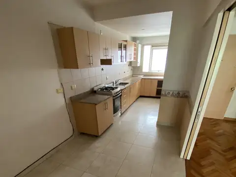 Departamento en Alquiler con 1 cocheras