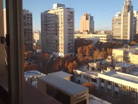 Departamento 9 ambientes con 4 baños