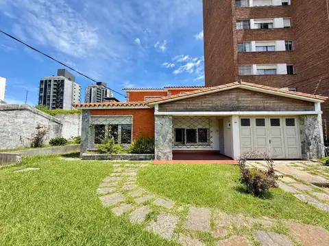 VENTA CASA Y APARTAMENTO MALVIN NORTE