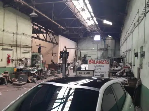 Galpon en Venta 8  mts Frente