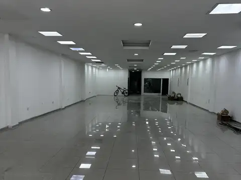 Local en Alquiler en Burzaco, $ 6.500.000