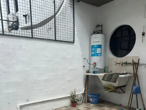 Depto Tipo Casa en Alquiler con 1 cocheras