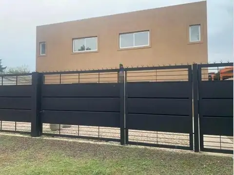 Casa en Venta en Manzanares, USD 87.000