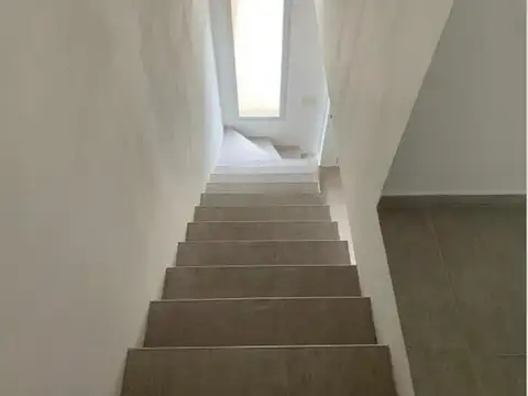 Duplex En Venta En Manzanares, Pilar, Gba Norte