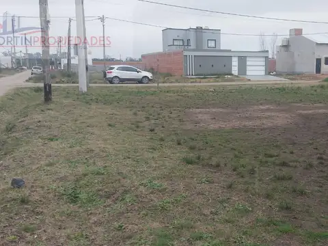 Terreno en Venta en Los Hornos, USD 15.000