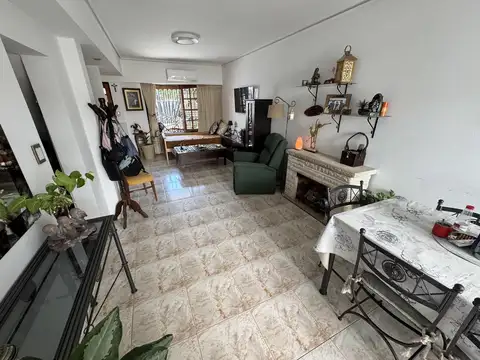 Casa en Venta en Mataderos, USD 249.000