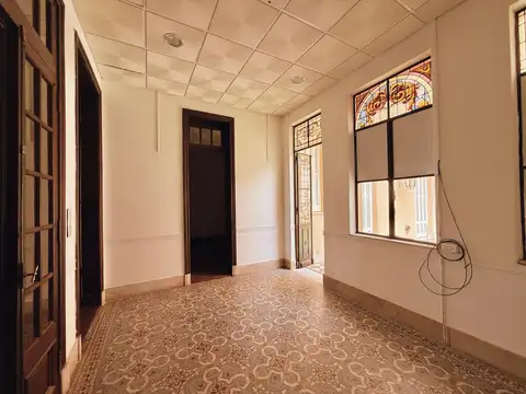 Local en Venta 70 años