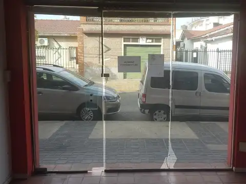 VENTA EN BLOCK -9 LOCLAES - 2 SALONES - 2 DTOS - SAN JUSTO