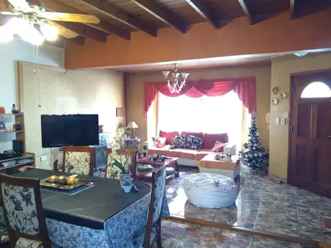 Casa en Venta en Quilmes Oeste, USD 140.000