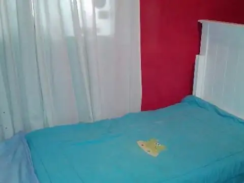 VENTA DE CHALET DE 10 X 30 M2 DE 3 AMBIENTES CON E/AUTO, JARDÍN, FONDO Y PILETA EN TALAR DE PACHECO