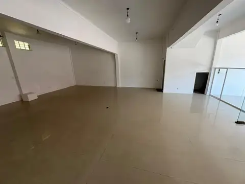 Local en Alquiler en Lujan, $ 900.000