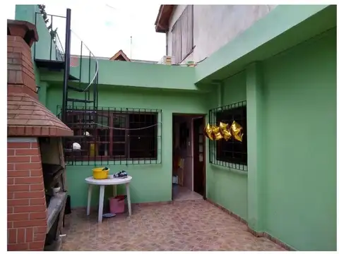 Depto Tipo Casa en Venta de 2 dormitorios