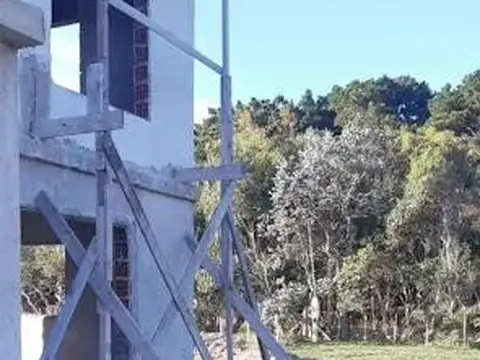 Calle 747, y Calle 4