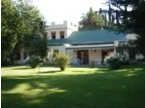 Av Lucio V Mansilla 10000