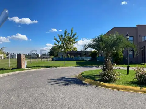 Lote en venta en Vila Marina 1 con amarra propia
