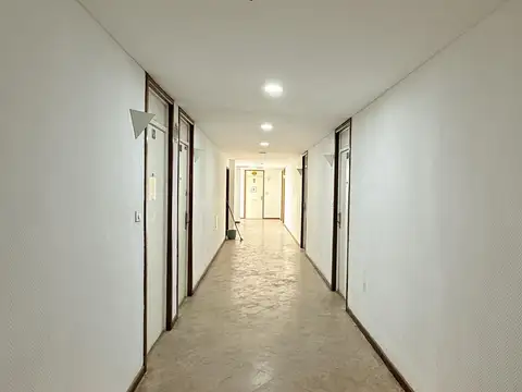 Oficina 3 ambientes con 1 baño