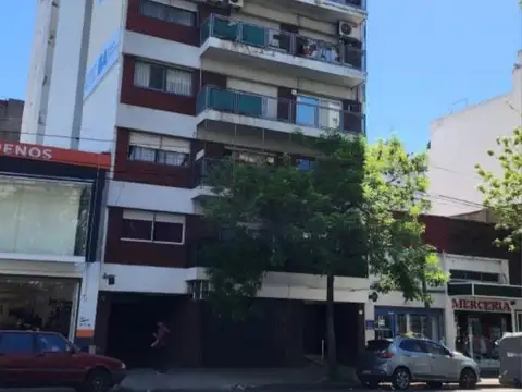 ALQUILER AMOBLADO TRES AMBIENTES BALVANERA