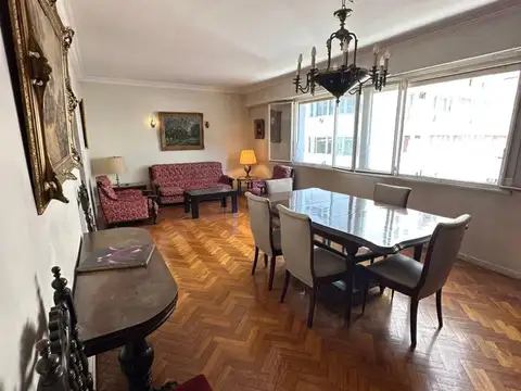 VENDE Luminoso 4 Amb. con Dependencia y Baulera